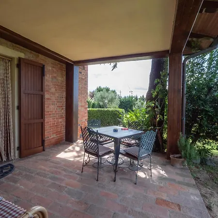 Holiday House Borgo Badia Castiglione del Lago Exterior photo