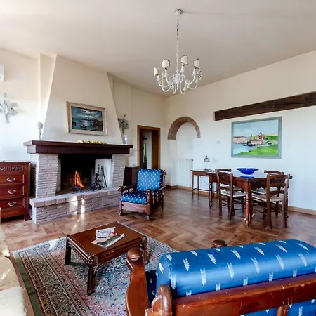 Holiday House Borgo Badia Castiglione del Lago Exterior photo