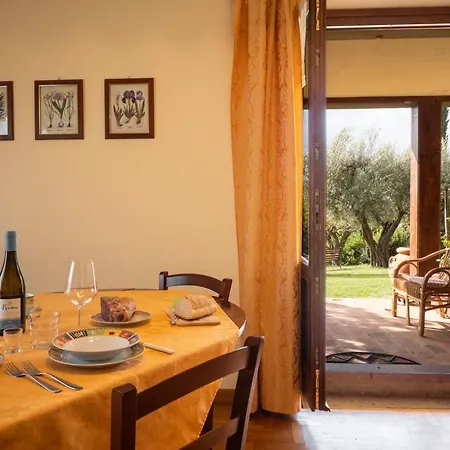 Holiday House Borgo Badia Castiglione del Lago Exterior photo