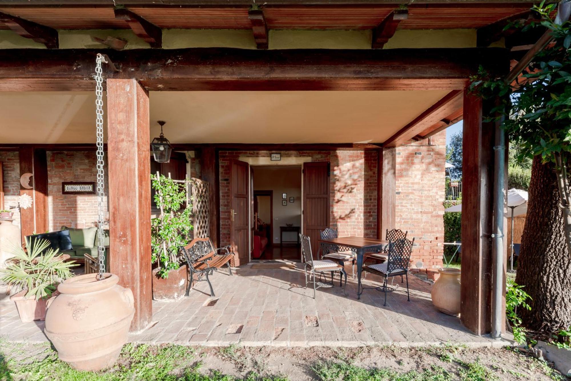 House Borgo Badia Farm stay